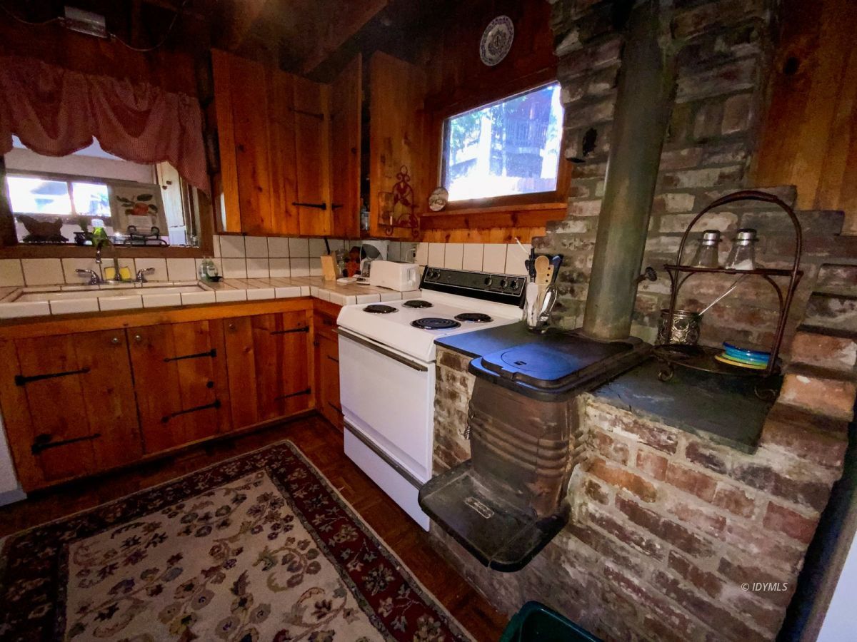 24989 Rim Rock Road Idyllwild, CA 92549 - Photo 25 of 58 Untitled