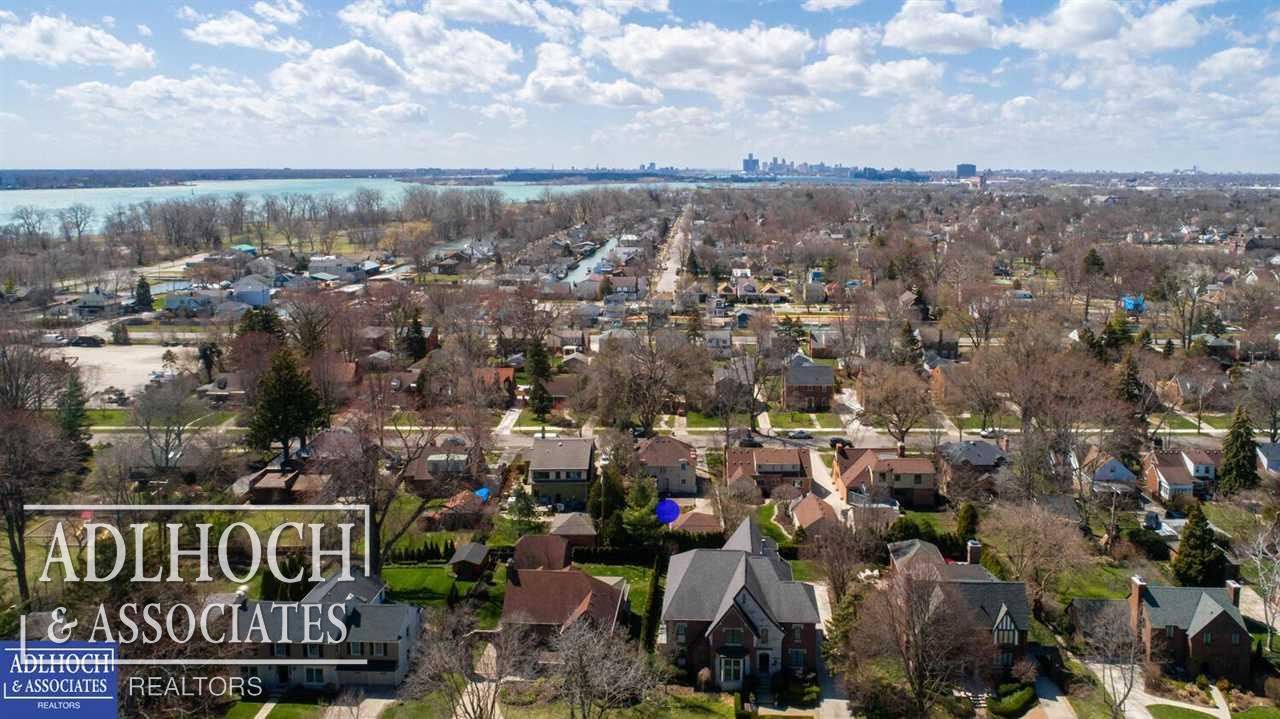 508 Barrington Road Grosse Pointe, MI 48230 - Photo 37 of 39 50070888-36.JPG