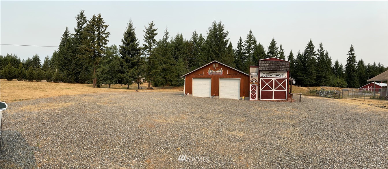19229 Patterson Road East Orting, WA 98360 - Photo 2 of 35 a view of outdoor space and yard