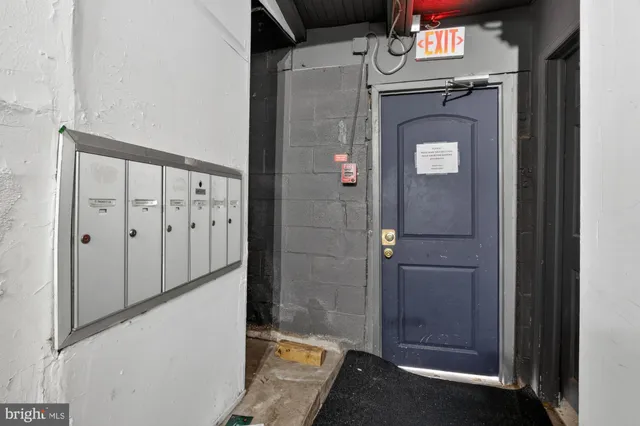 $895 | 2536 Amber Street, Unit 3F, Philadelphia, PA 19125