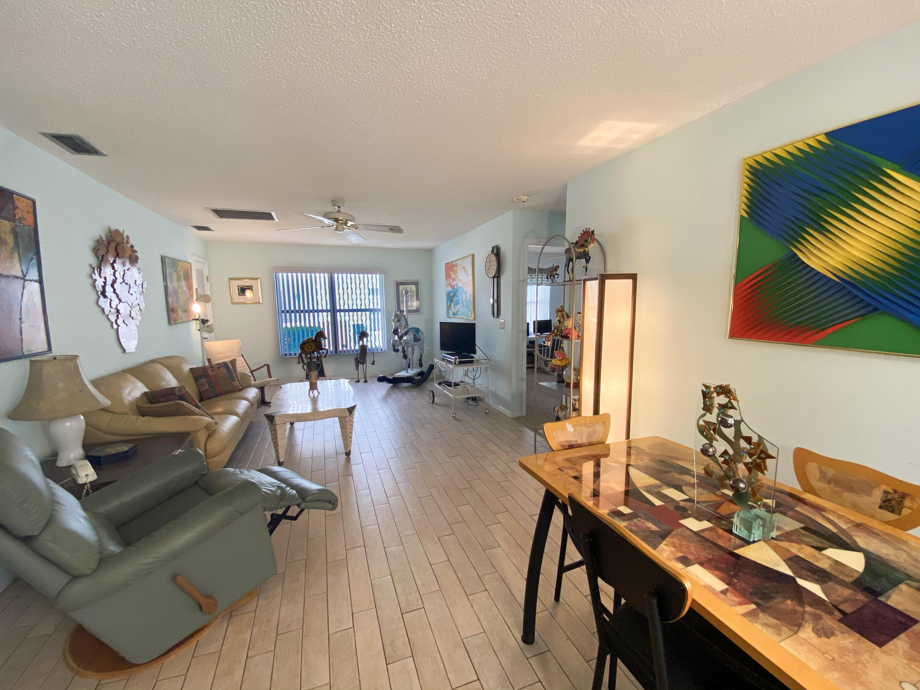 86 Las Brisas Boynton Beach, FL 33426 - Photo 14 of 37 Family Room!