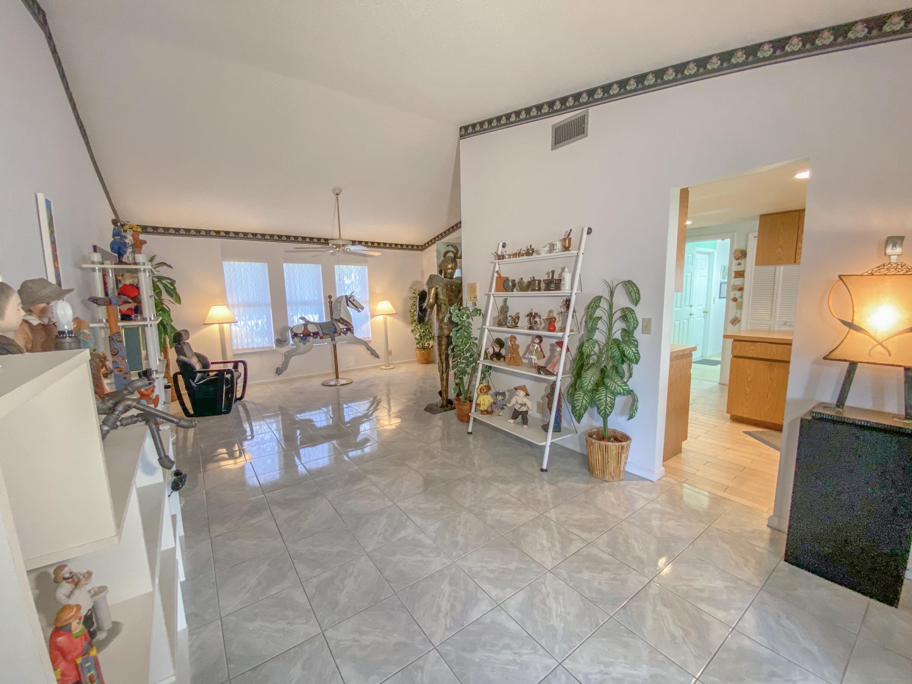 86 Las Brisas Boynton Beach, FL 33426 - Photo 10 of 37 Living/Dinning Room!