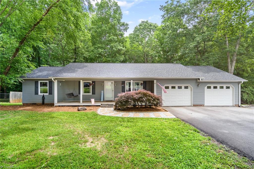 4292 Hunters Run Trinity, NC 27370 - Photo 32 of 37 Gallery Image 32