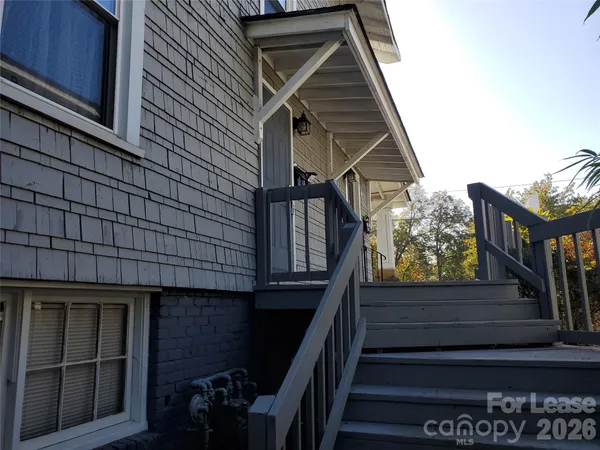 $895 | 823 Central Avenue, Unit 6, Charlotte, NC 28204