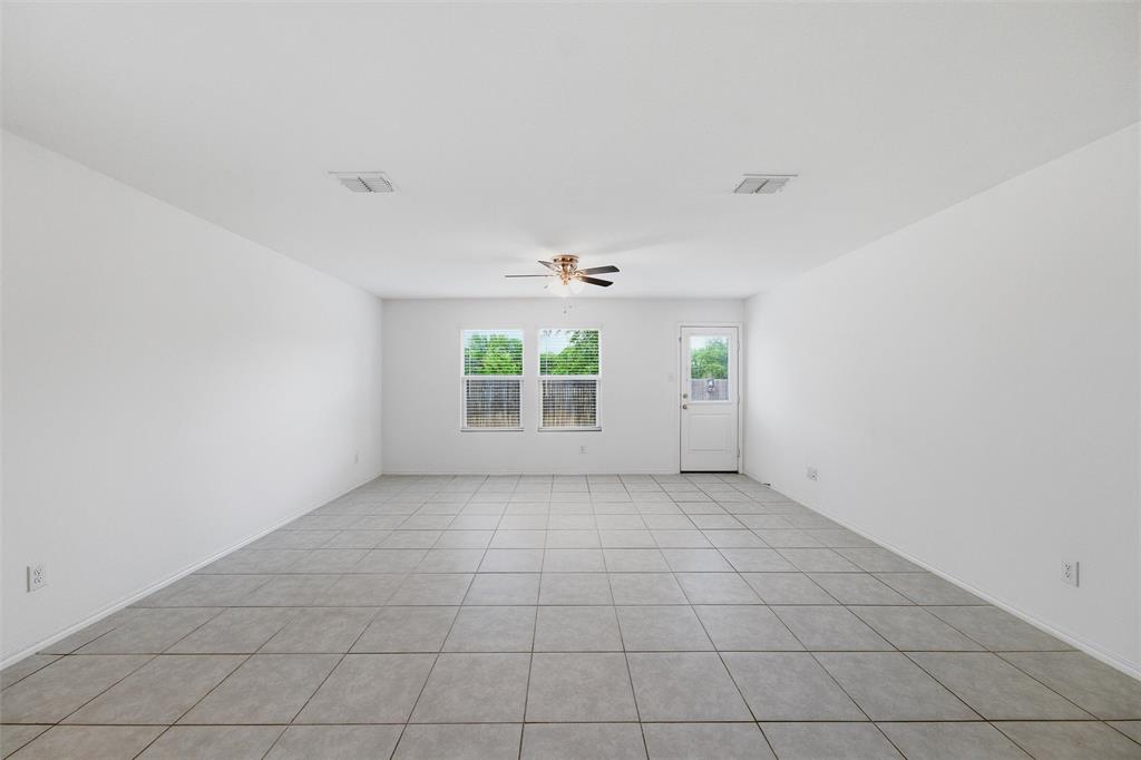 312 Ranchito Pass Haslet, TX 76052 - Photo 14 of 31