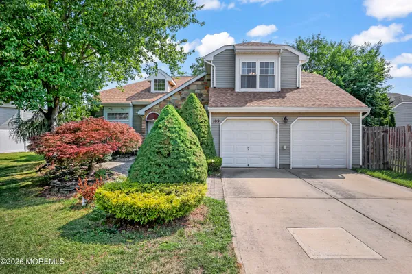 $699,000 | 109 Kentucky Way, Freehold, NJ 07728