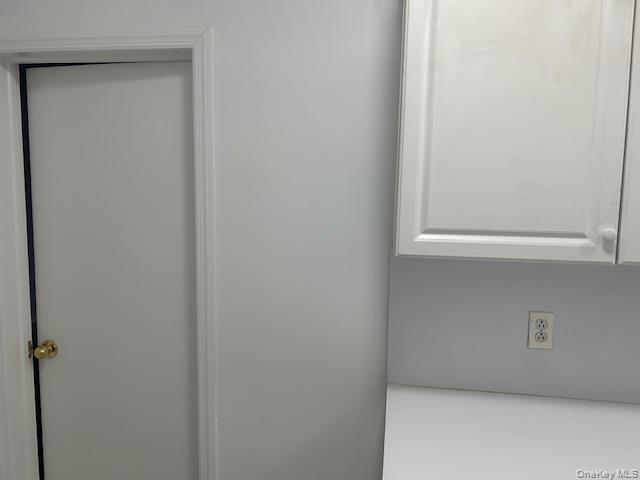 83-52 Talbot Street, Unit 3J Queens, NY 11415 - Photo 32 of 50 a view of door