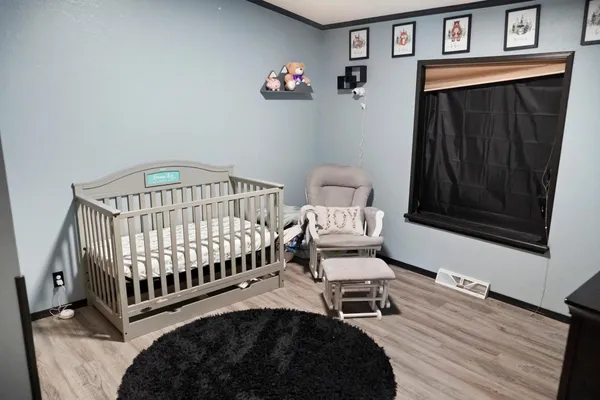 $219,000 | 4 4th Avenue Southeast, Gwinner, ND 58040