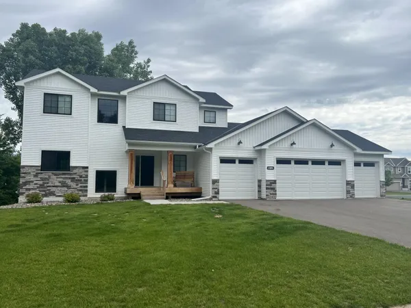 $565,000 | 13891 10th Avenue South, Zimmerman, MN 55398