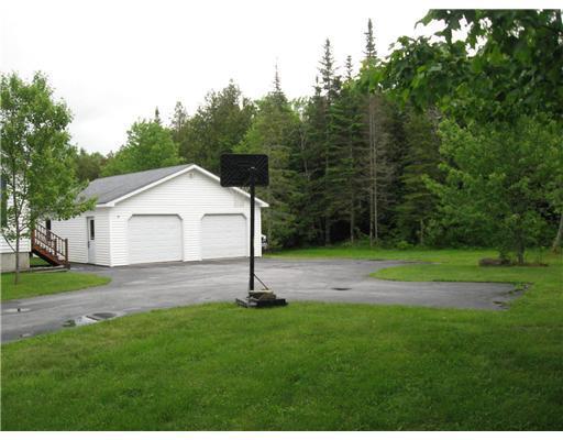 180 Hoxie Hill Road Orrington, ME 04474 - Photo 19 of 21 Parking Lot/Garage. Paved for ample...