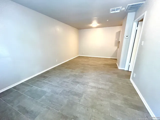 $675 | 703 West Summit, Unit 1, San Antonio, TX 78212