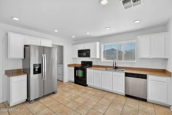 $430,000 | 2637 South Southwind Drive, Gilbert, AZ 85295