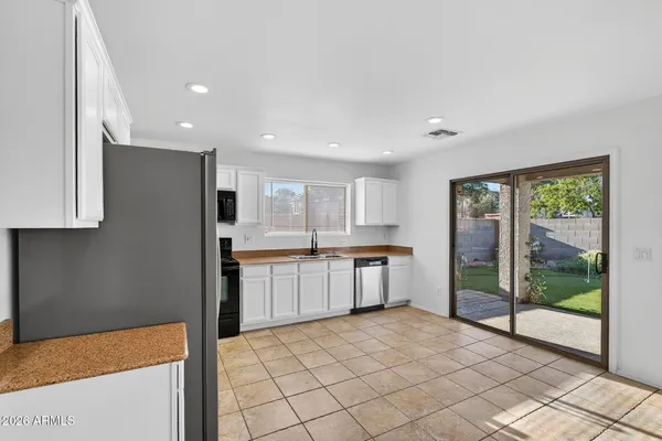 $430,000 | 2637 South Southwind Drive, Gilbert, AZ 85295