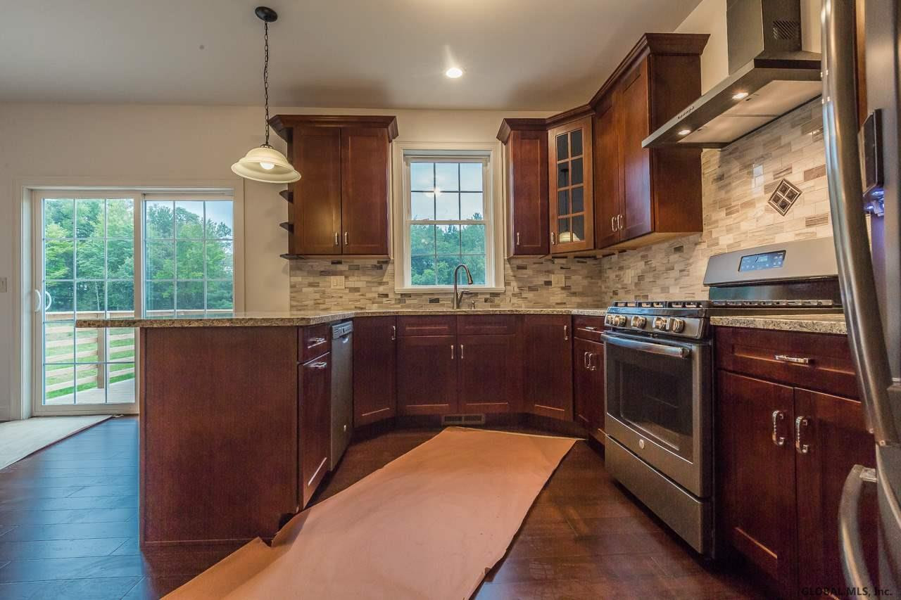 207 McQueen Road Perth, NY 12010 - Photo 8 of 71 Photo 8