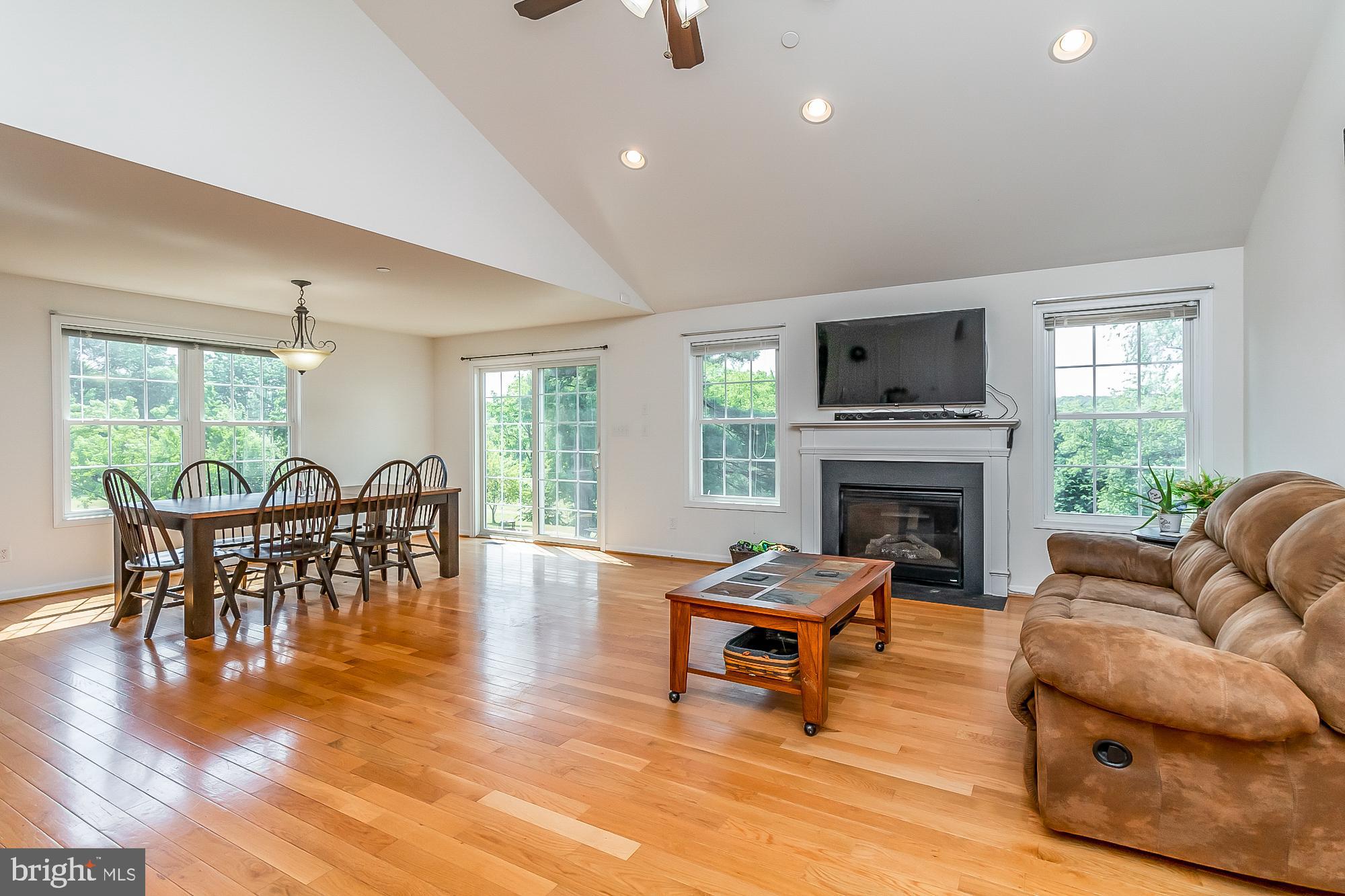 4331 Louisville Road Finksburg, MD 21048 - Photo 5 of 34 Gallery Image 5