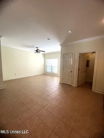 $1,675 | 910 Jefferson Drive, Gulfport, MS 39507