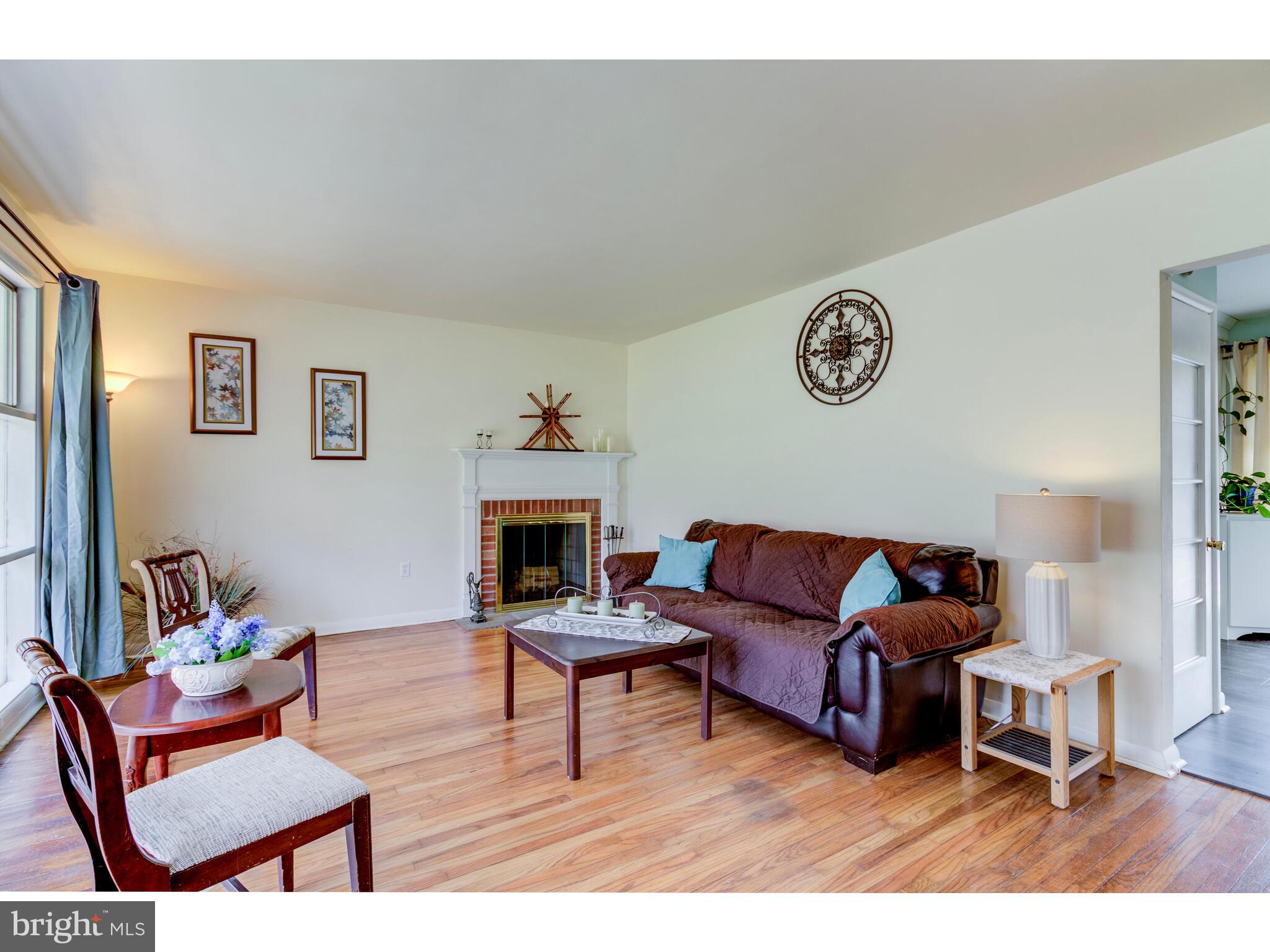 241 Bobbin Mill Road Media, PA 19063 - Photo 3 of 38 Living Room
