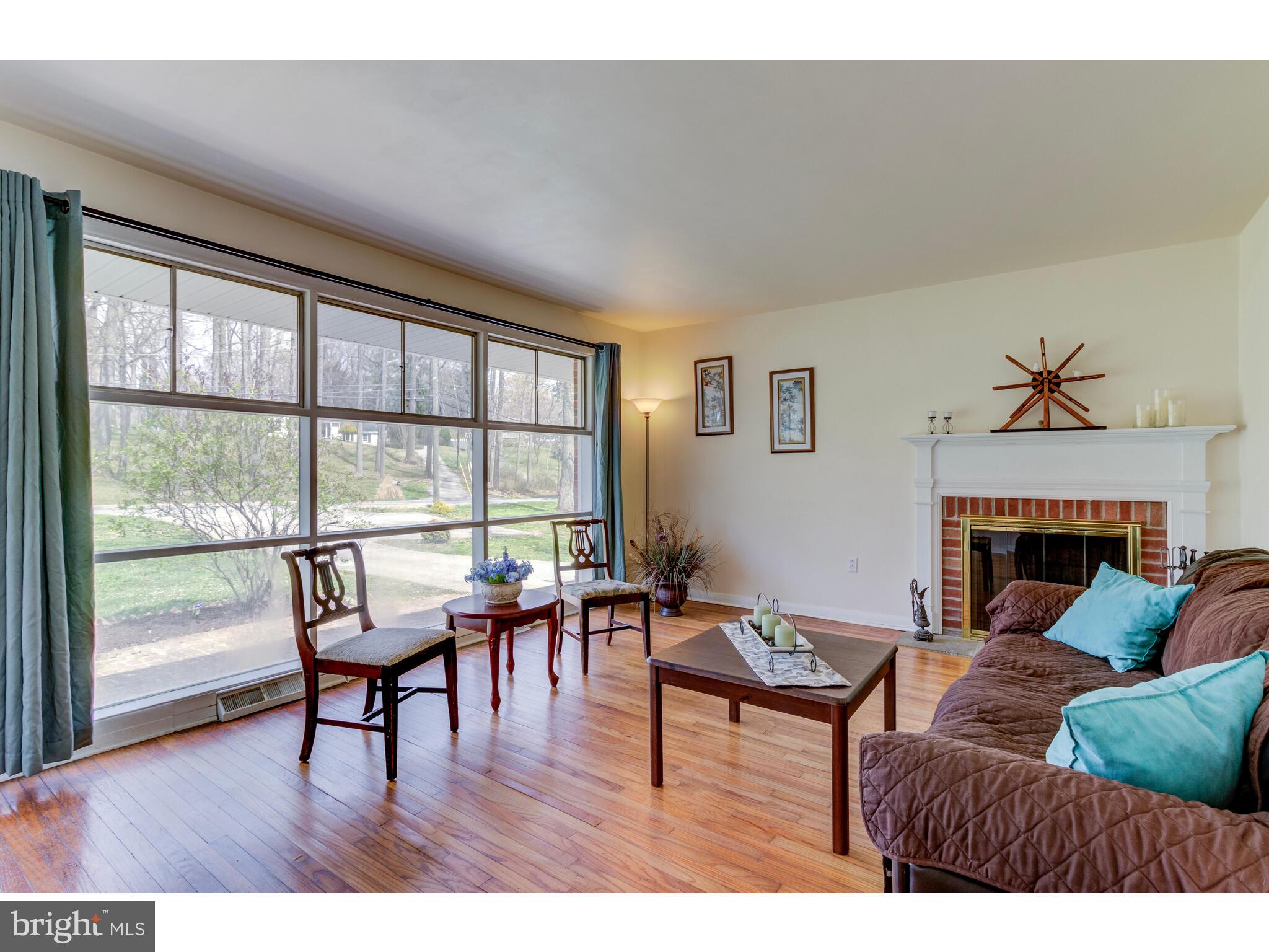 241 Bobbin Mill Road Media, PA 19063 - Photo 5 of 38 Living Room