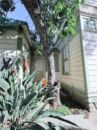 $1,425,000 | 209 Carlton Avenue, Pasadena, CA 91103