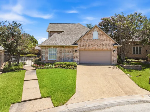 $595,000 | 907 Grand Oaks Circle, College Station, TX 77840