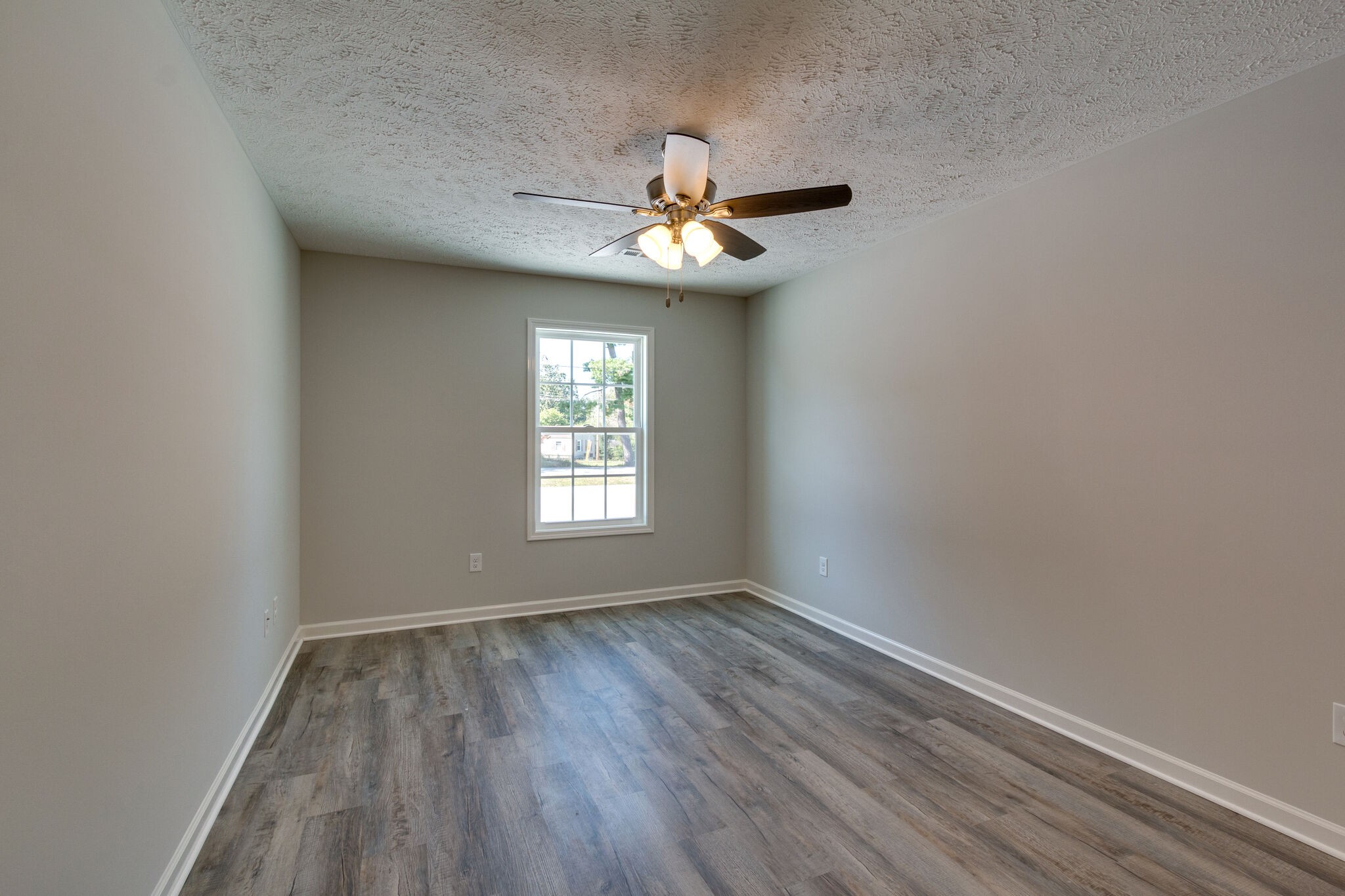 1301 Summer Street Manchester, TN 37355 - Photo 14 of 24 Gallery Image 14