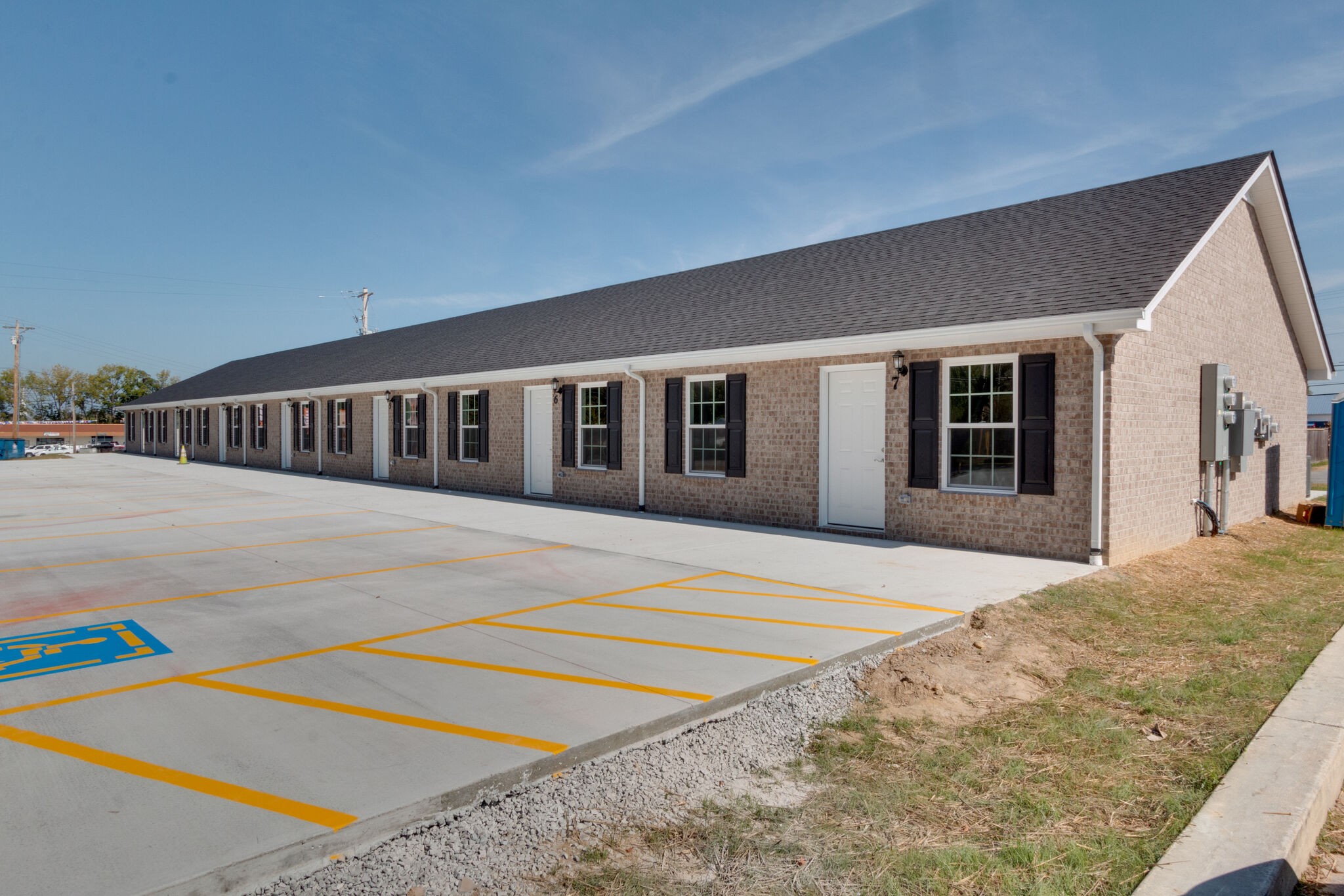 1301 Summer Street Manchester, TN 37355 - Photo 3 of 24 Gallery Image 3