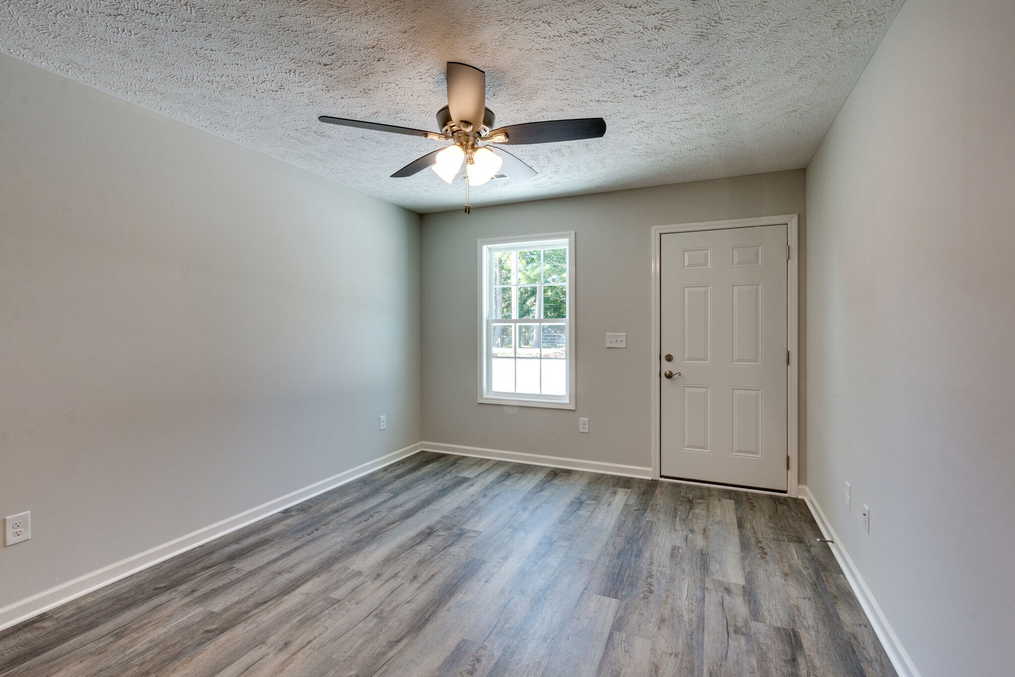 1301 Summer Street Manchester, TN 37355 - Photo 9 of 24 Gallery Image 9