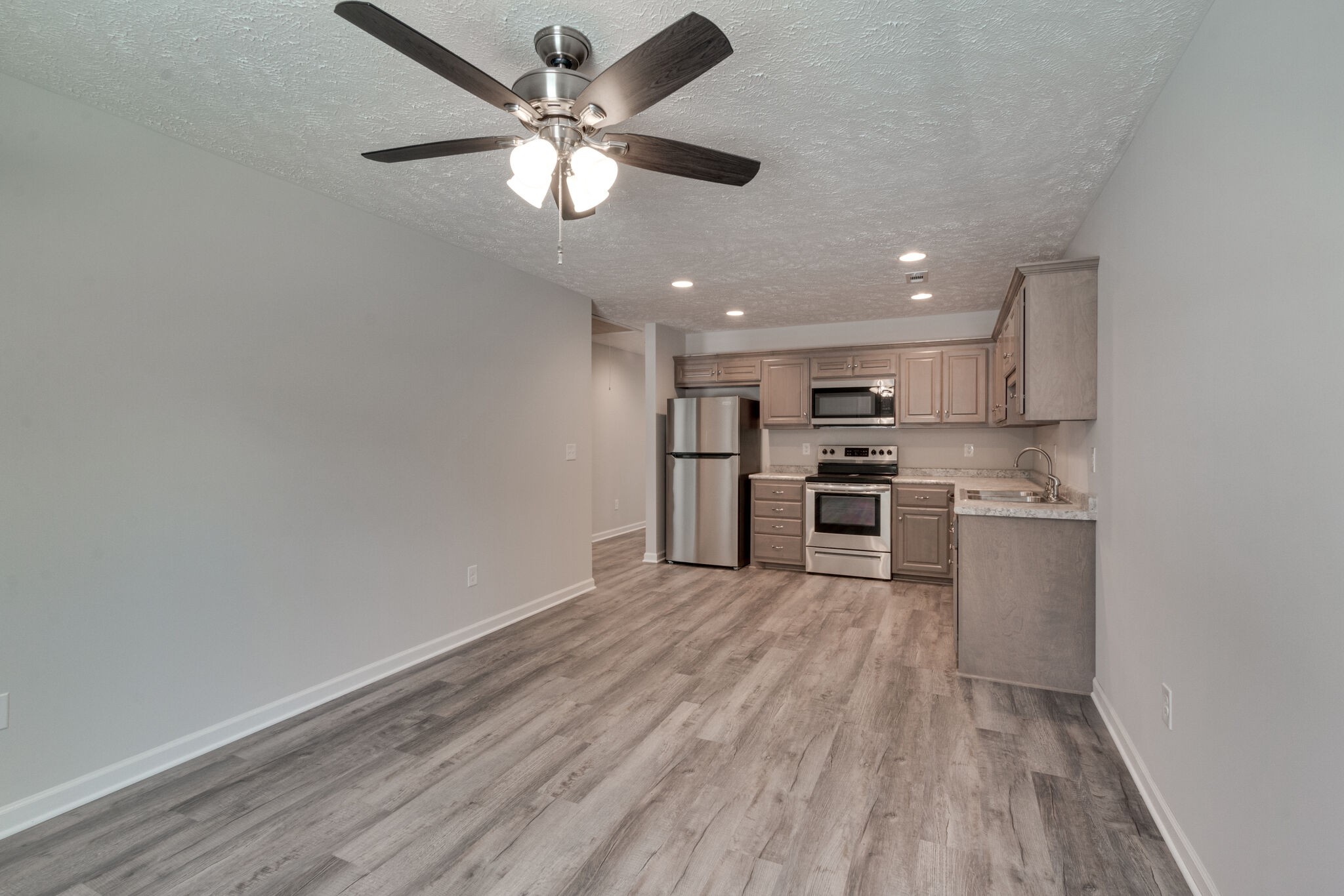 1301 Summer Street Manchester, TN 37355 - Photo 10 of 24 Gallery Image 10