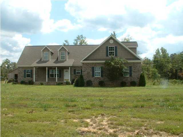 1600 Boyles Mill Road Northeast Dalton, GA 30721 - Photo 1 of 20 Primary Photo