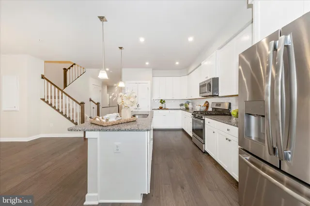 $479,999 | 22034 Cabin Branch Avenue, Unit 407F, Clarksburg, MD 20871