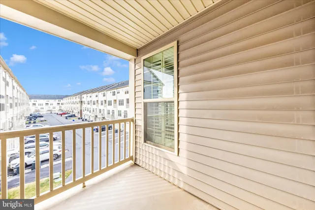 $479,999 | 22034 Cabin Branch Avenue, Unit 407F, Clarksburg, MD 20871