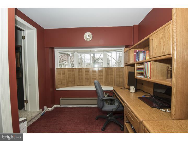 17 Braeburn Road Havertown, PA 19083 - Photo 14 of 25 a view of a livingroom with furniture and window