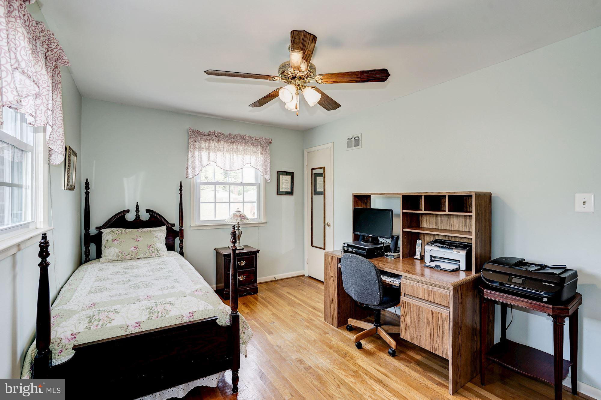 2820 Vixen Lane Silver Spring, MD 20906 - Photo 19 of 38 Bedroom