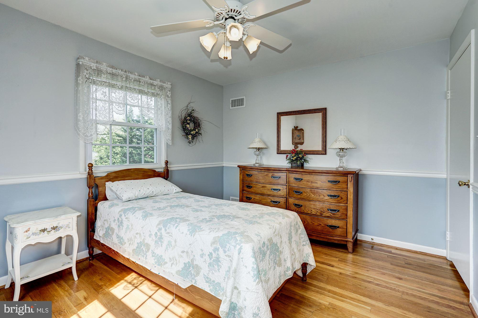 2820 Vixen Lane Silver Spring, MD 20906 - Photo 21 of 38 Bedroom