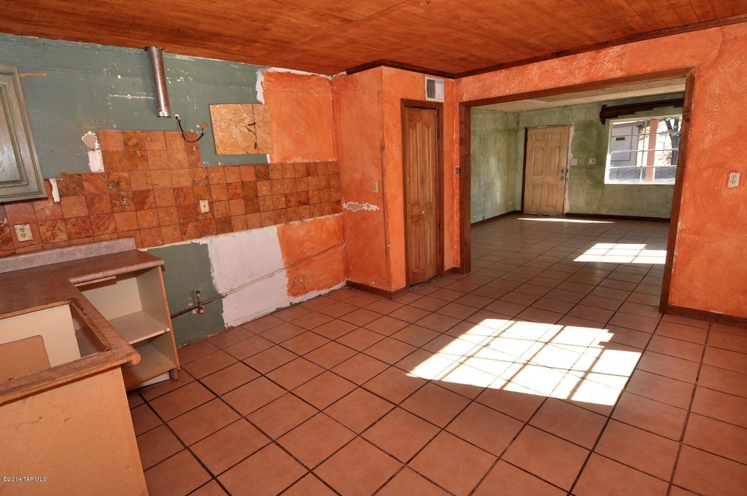 215 East Roger Road Tucson, AZ 85705 - Photo 12 of 27
