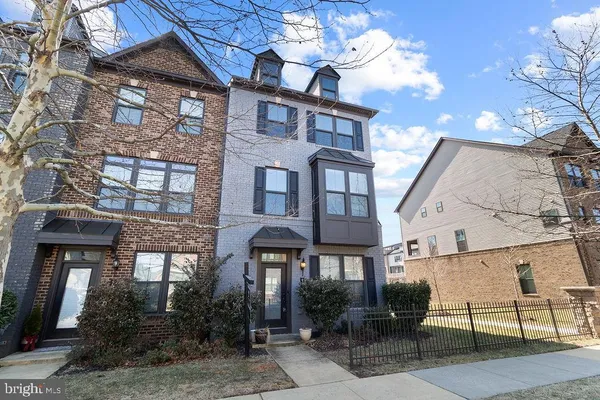 $774,990 | 43377 Southland Street, Ashburn, VA 20148