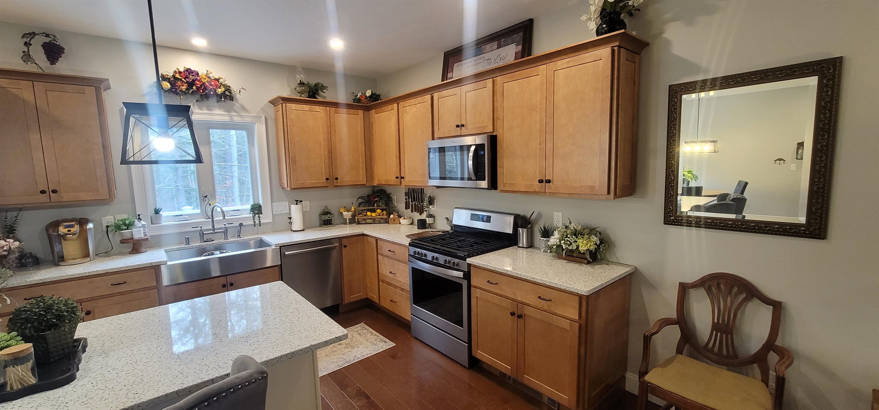 3 Dutton Circle Mont Vernon, NH 03057 - Photo 3 of 60