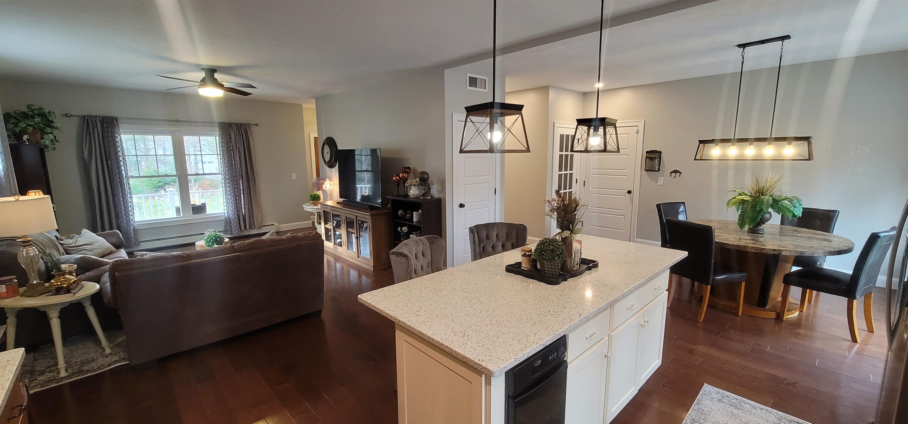 3 Dutton Circle Mont Vernon, NH 03057 - Photo 6 of 60