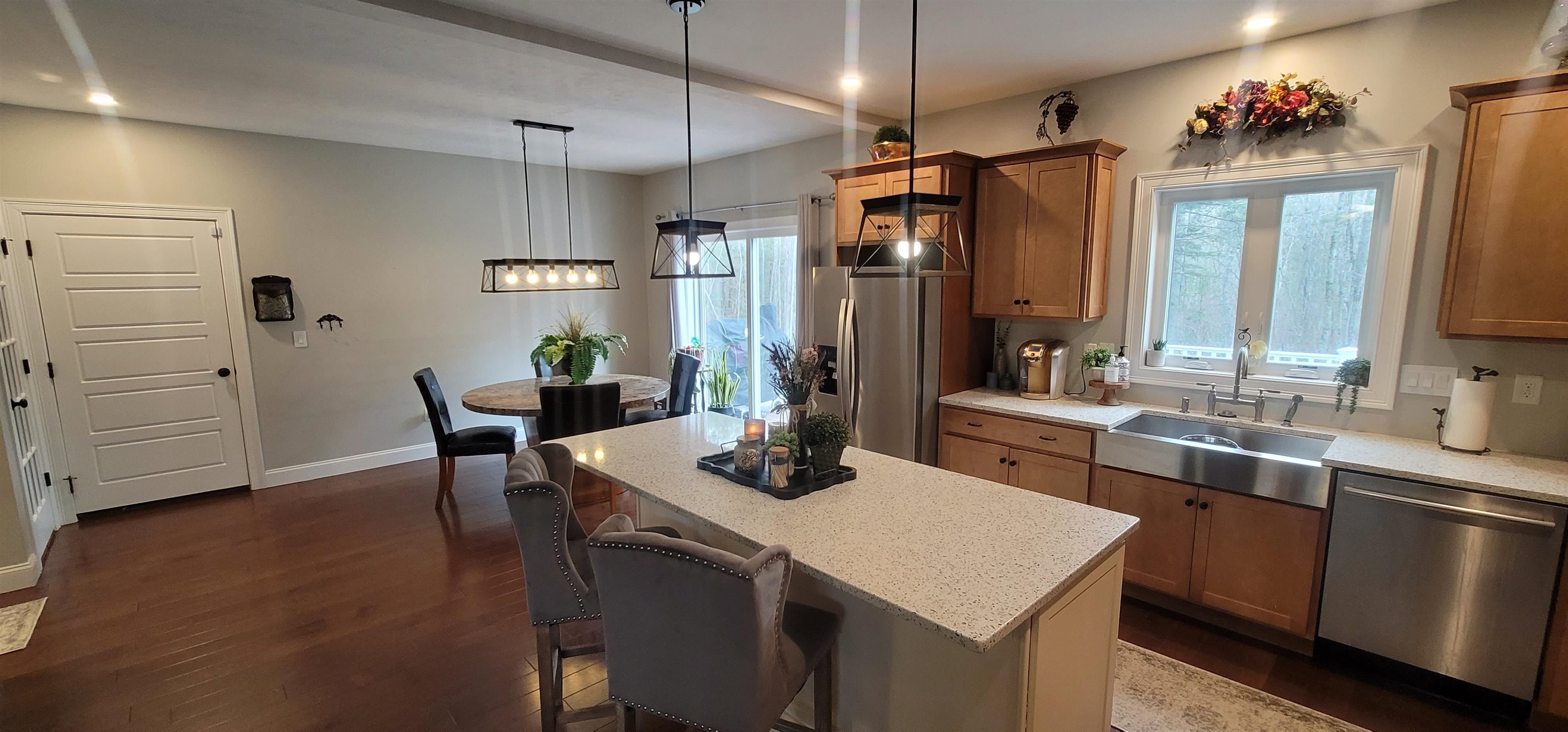 3 Dutton Circle Mont Vernon, NH 03057 - Photo 8 of 60