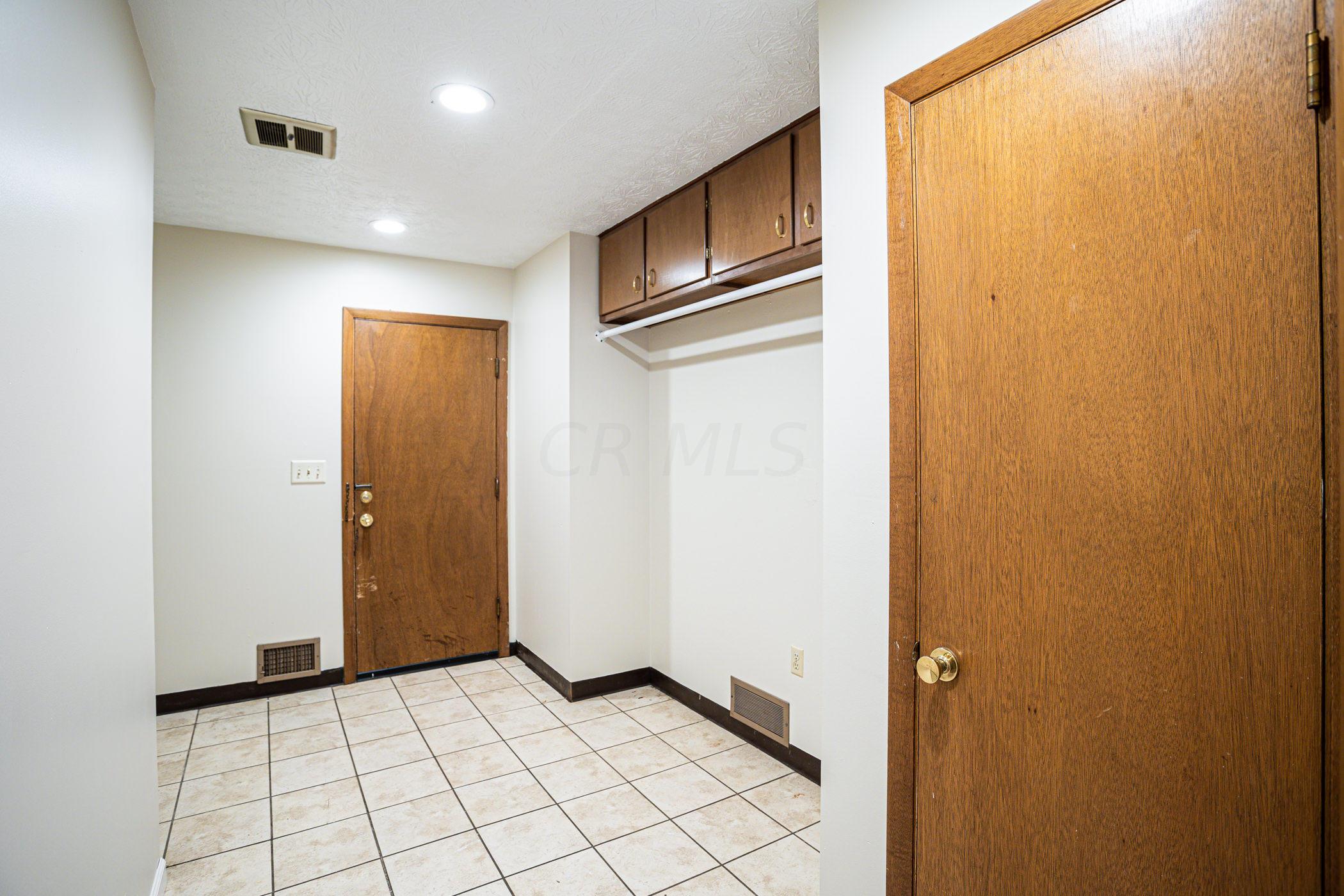 777 Ross Road Columbus, OH 43213 - Photo 10 of 51