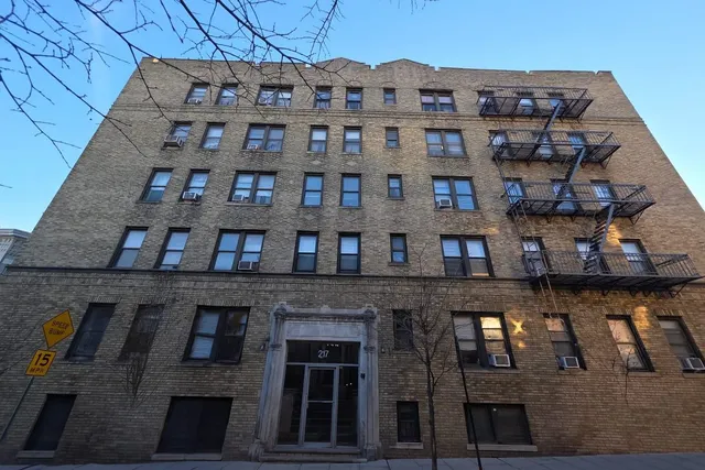 $2,450 | 217 44th Street, Unit 5, Union City, NJ 07087