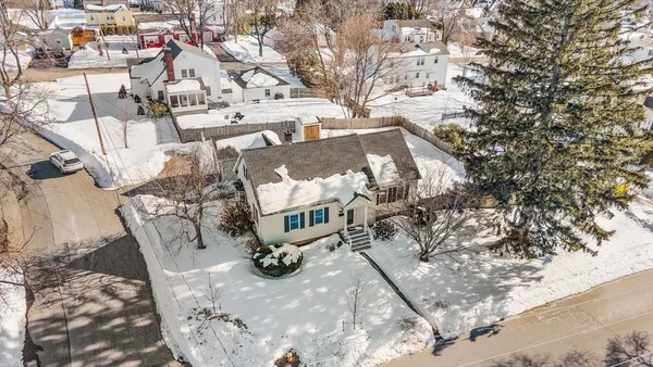 $820,000 | 41 Lyman Road, North Andover, MA 01845