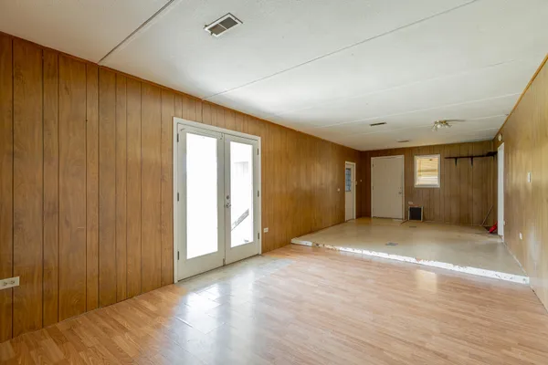 $230,000 | 2863 New Lake Road, Spring City, TN 37381