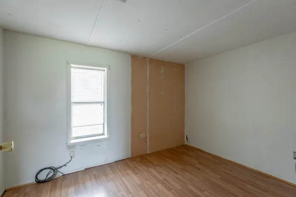 $230,000 | 2863 New Lake Road, Spring City, TN 37381