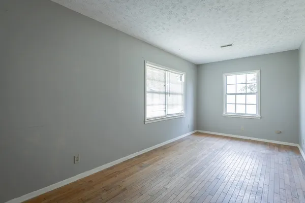 $230,000 | 2863 New Lake Road, Spring City, TN 37381