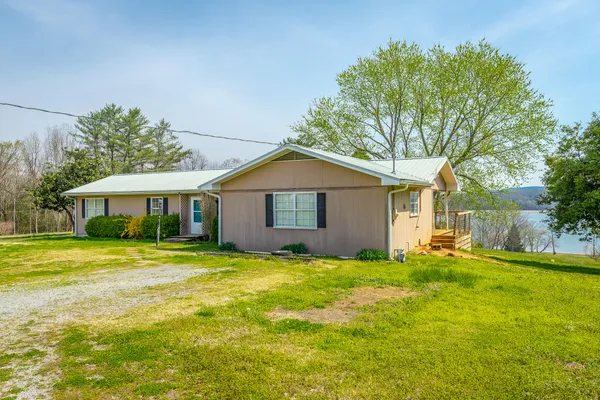 $230,000 | 2863 New Lake Road, Spring City, TN 37381