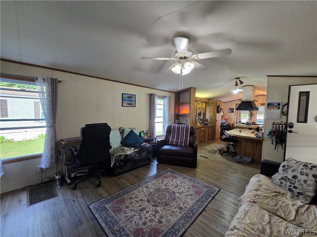 3880 Lockport Olcott Road Lockport, NY 14094 - Photo 11 of 20
