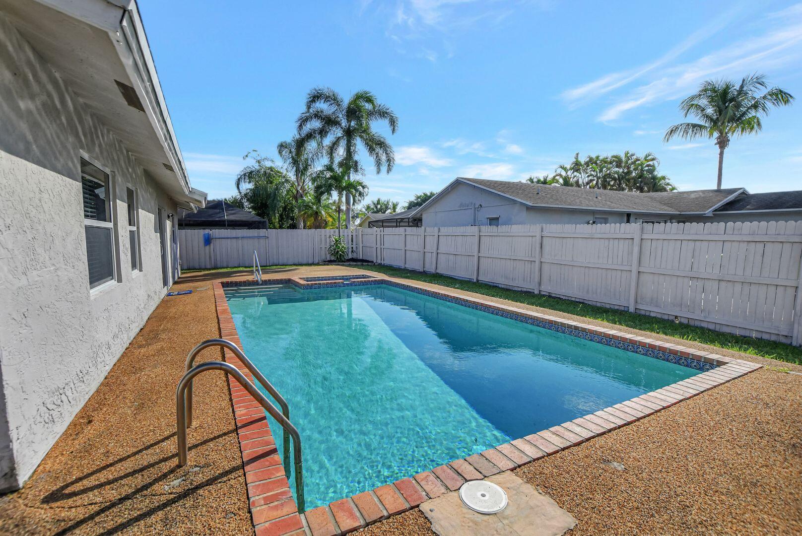 d588b2e16f6e621464fd3e19209fa897_1923596