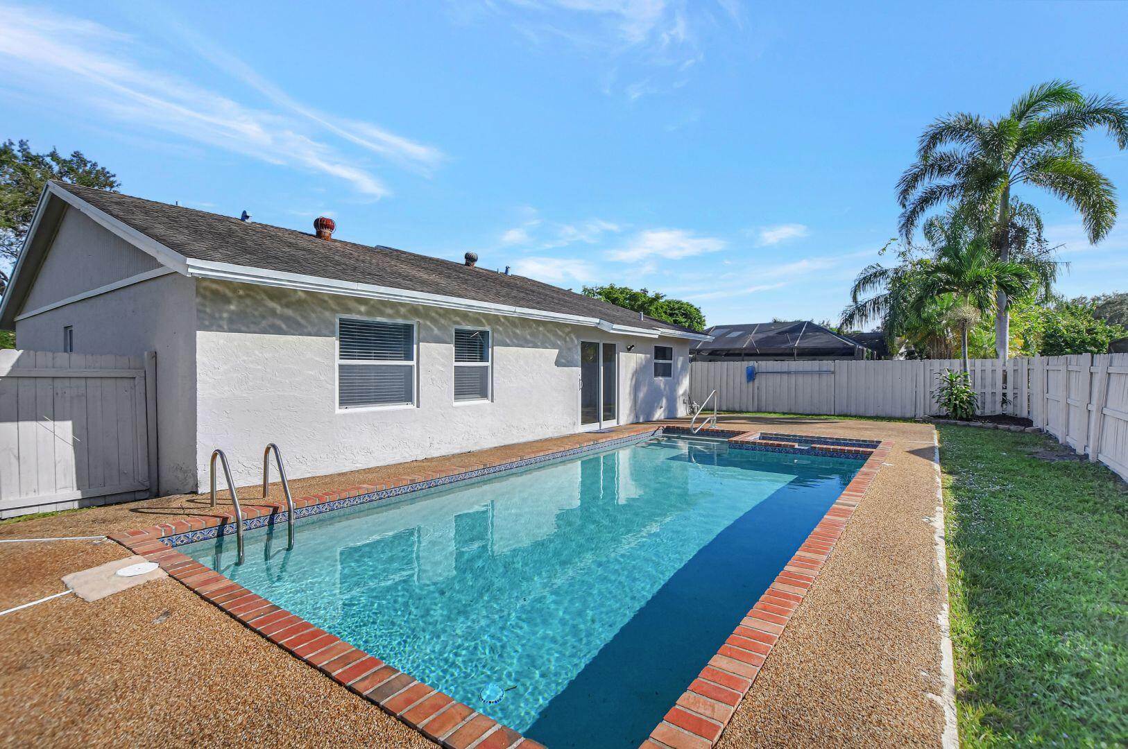 9632 Saddlebrook Drive Boca Raton, FL 33496 - Photo 7 of 31 f27d4082fd6db8a83500e278ce666445_1923596