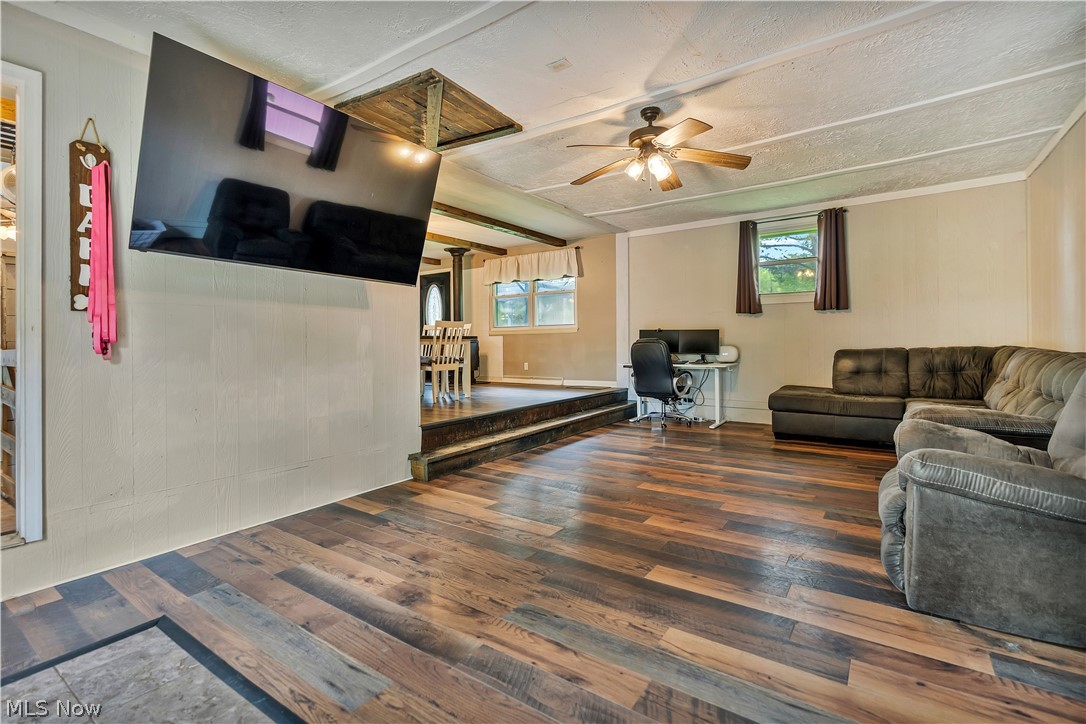 3190 Irish Road Magnolia, OH 44643 - Photo 24 of 38